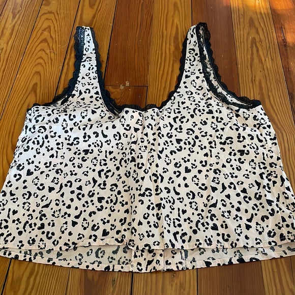 Victoria’s Secret Leopard Print Cami- S - Picture 2 of 3